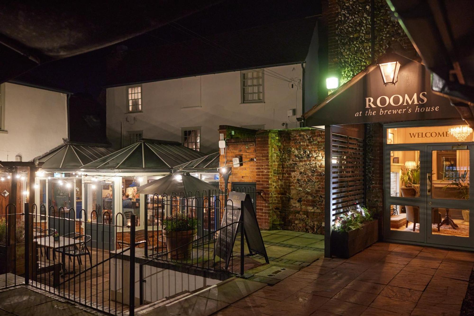 Dog And Partridge By Greene King Inns Bury St. Edmunds Екстер'єр фото